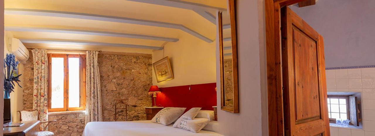 Hotel Rural Mas Fontanelles Biar Bagian luar foto